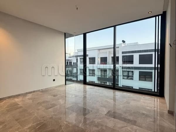 Studios neufs modernes a Palmier