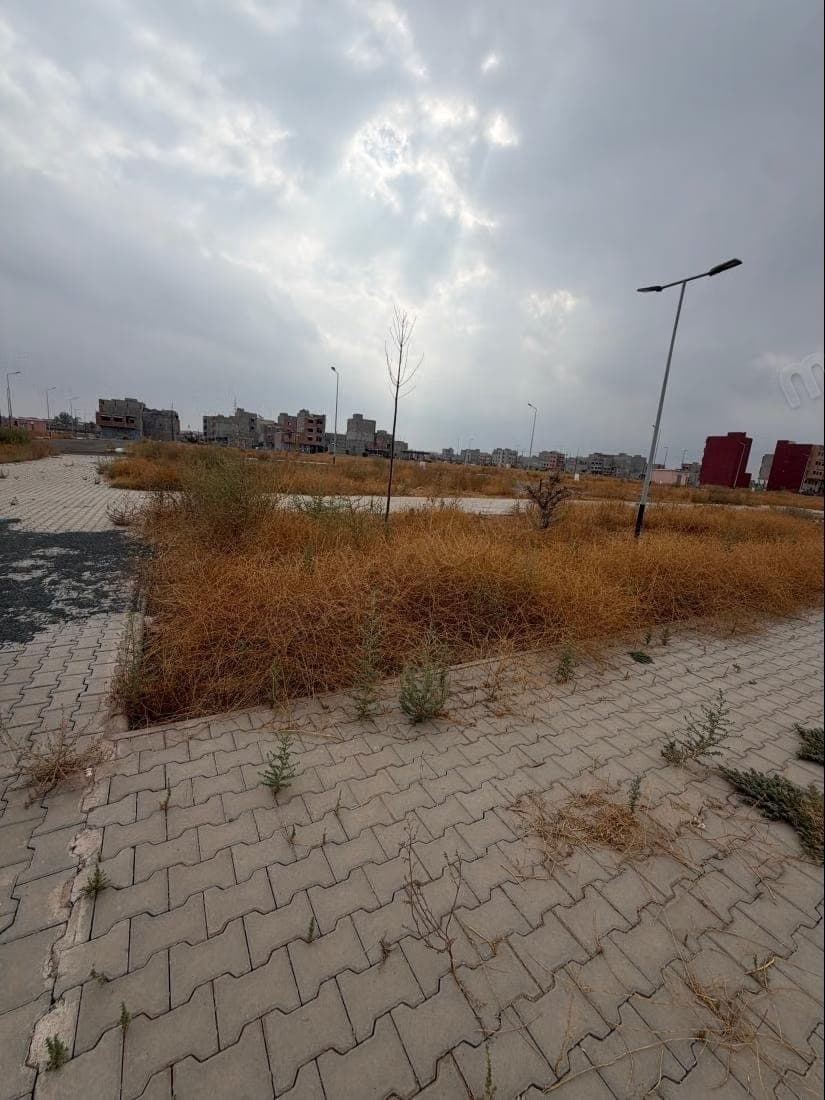 Vente de terrain à Azzouzia. Surface totale 500 m²