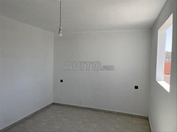 محل تجاري 160 متر R2