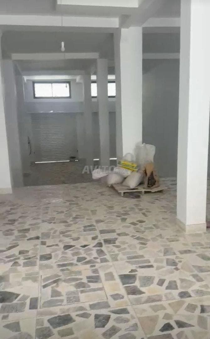 محل تجاري للإيجار 210م²
