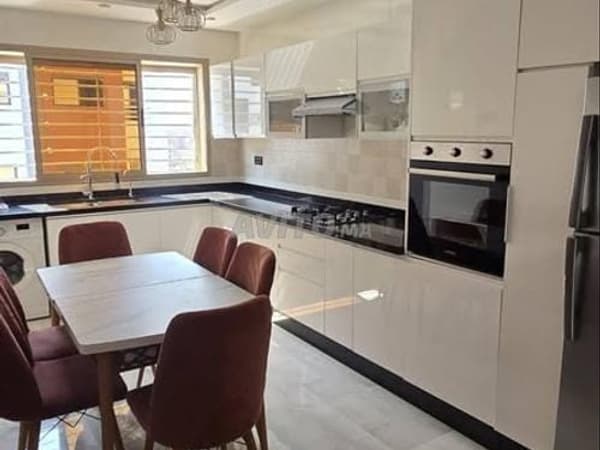 Appartement meublé 2 façades à Alliance Mehdia