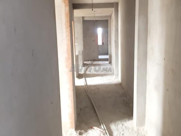 Appartement gros œuvre à vendre 101 m² à Larache