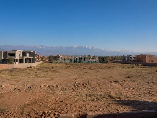 Km 11 Route Ourika 2,7Ha 16 villas Projet autorisé