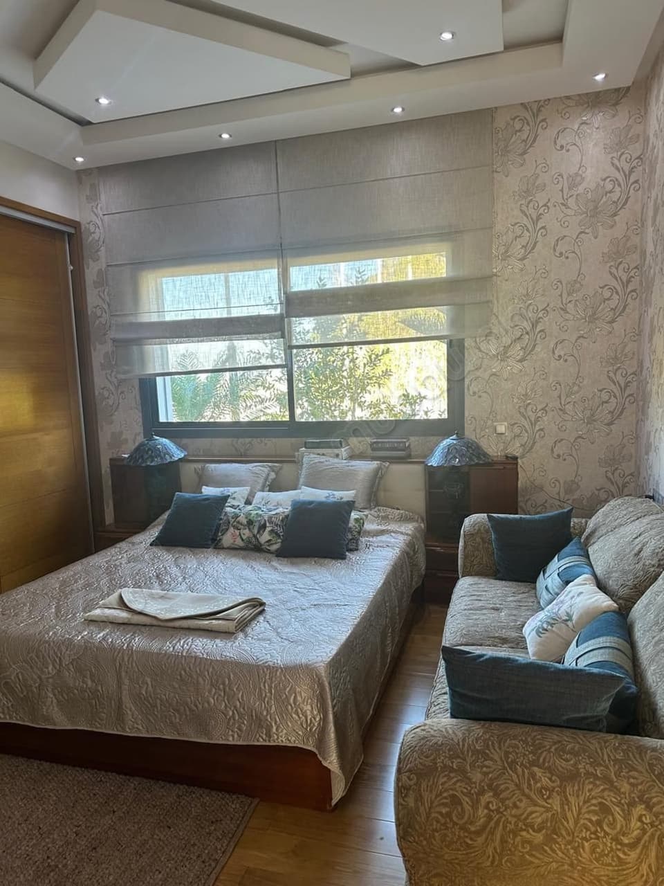 Vente d'un bel appartement à Riyad. Surface totale 200 m². Cheminée et service de…
