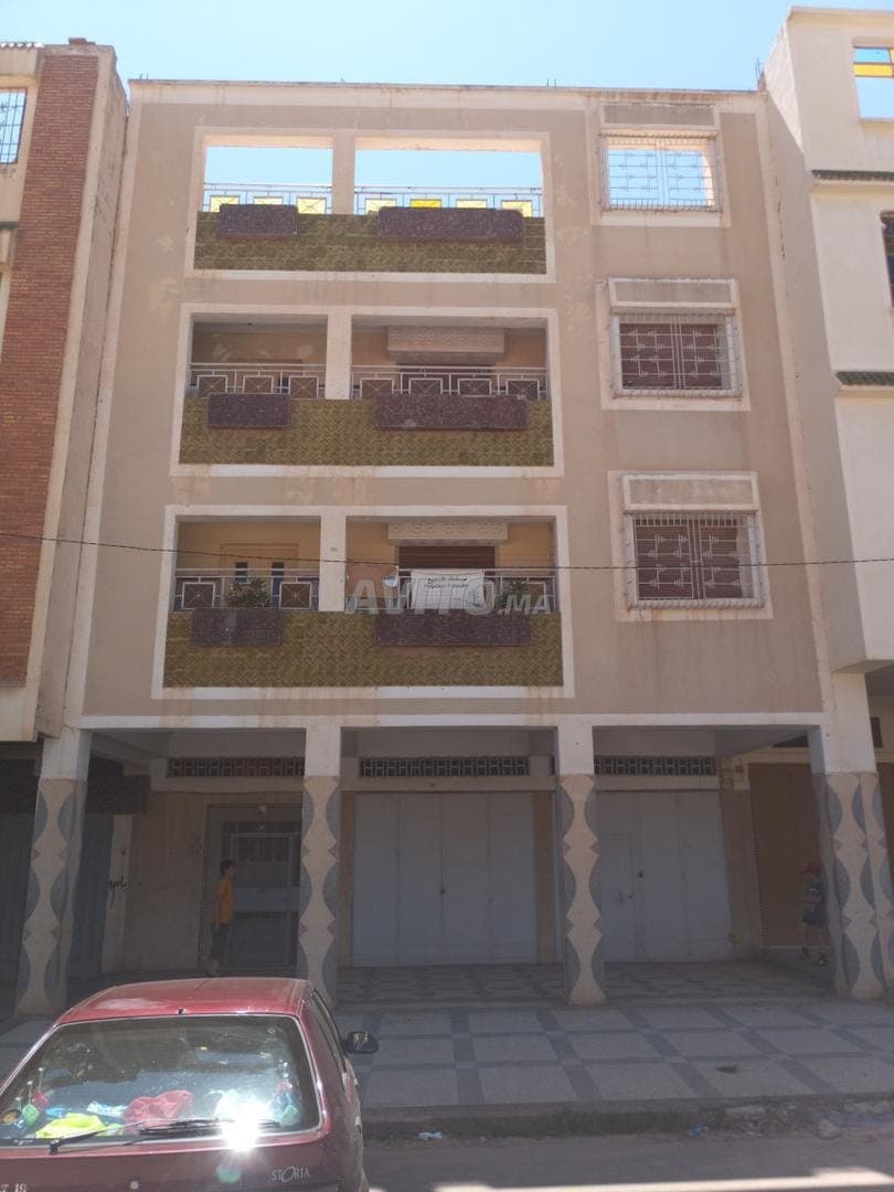 Vente immeuble R plus 2 2 façades - titré
