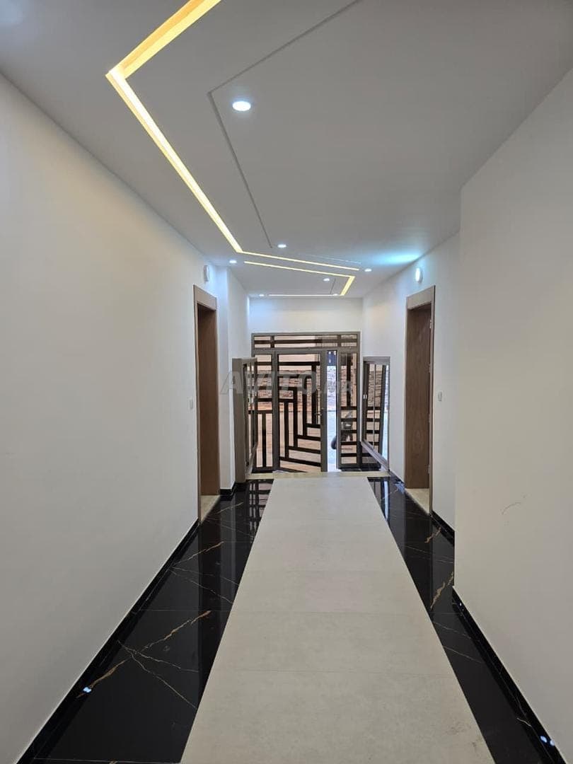 Luxury apartment for sale with support