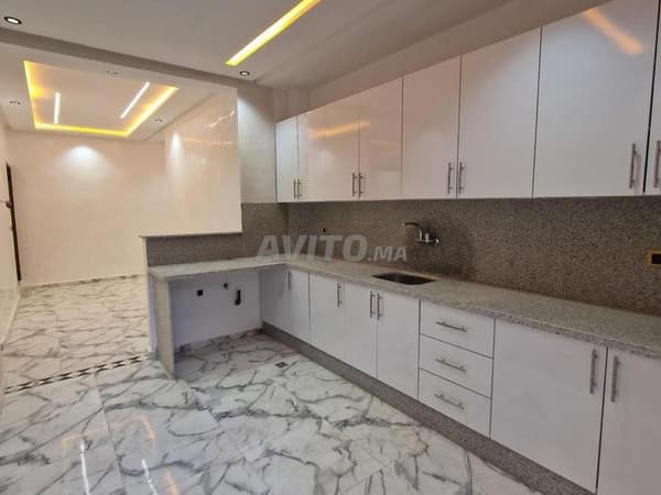 Appartement résidence privée 98m chouka