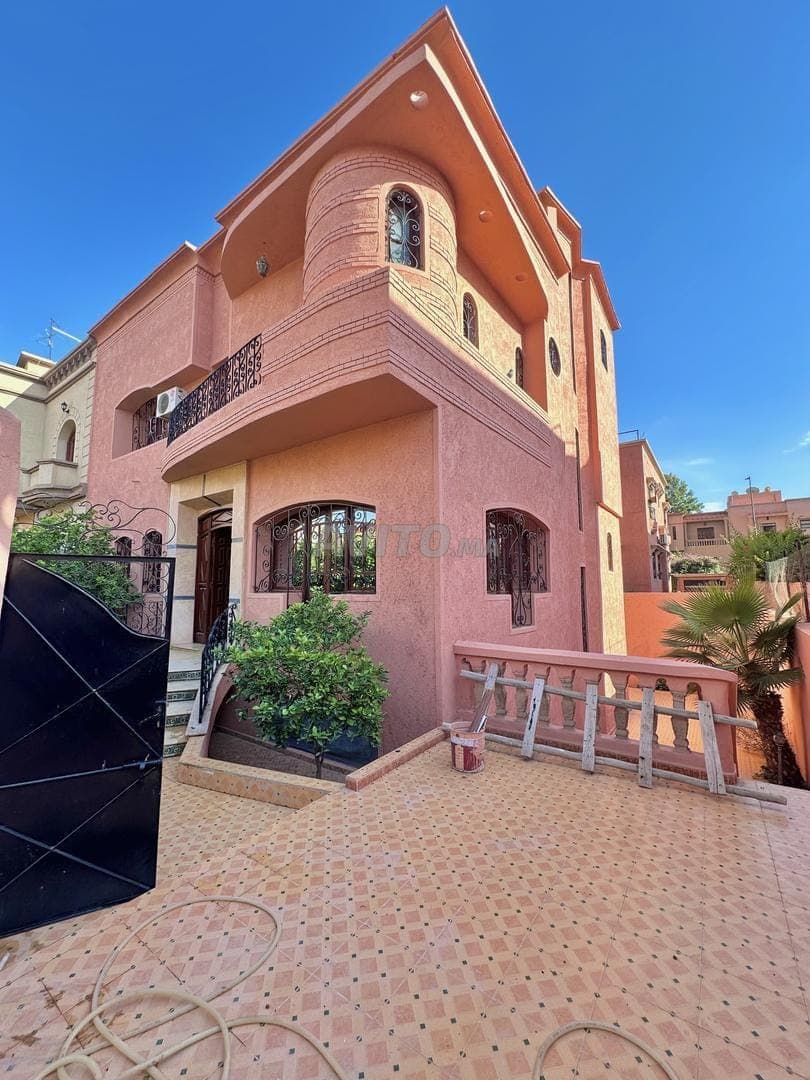 Villa à vendre Riad Salam Marrakech – 300 m²