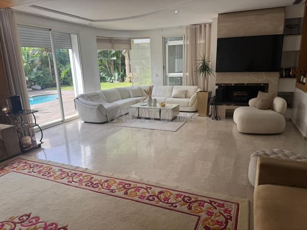 Villa à vendre à Bouskoura
