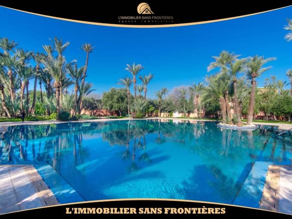 Appartement te huur in Palmeraie, Marrakech, Privételuin, Gemeenschappelijk zwembad, 111 m²
