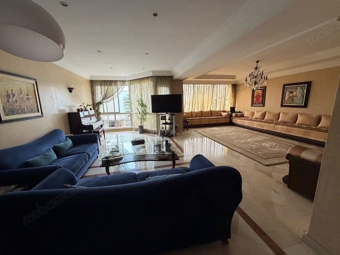 À vendre – spacieux appartement à Agdal, avenue du 16 Novembre