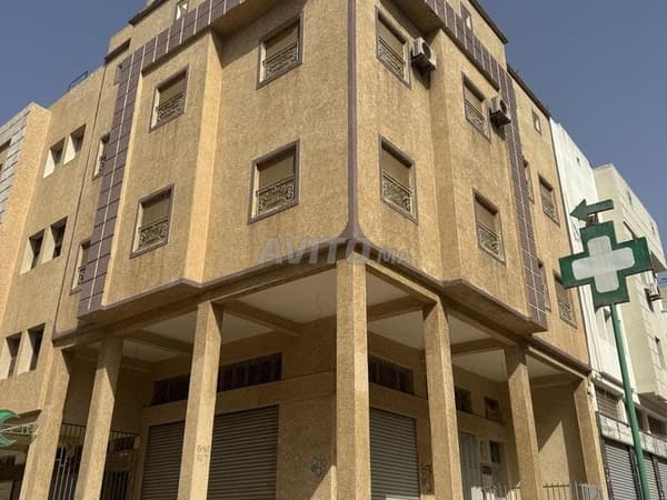 Immeuble à vendre avec 5 titres fonciers