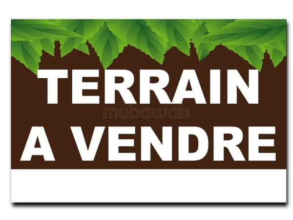 Terrein van 345 m², Hay Riad