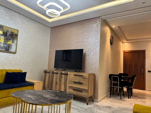Location d'un appartement à Founti. 2 chambres agréables. Bien meublé