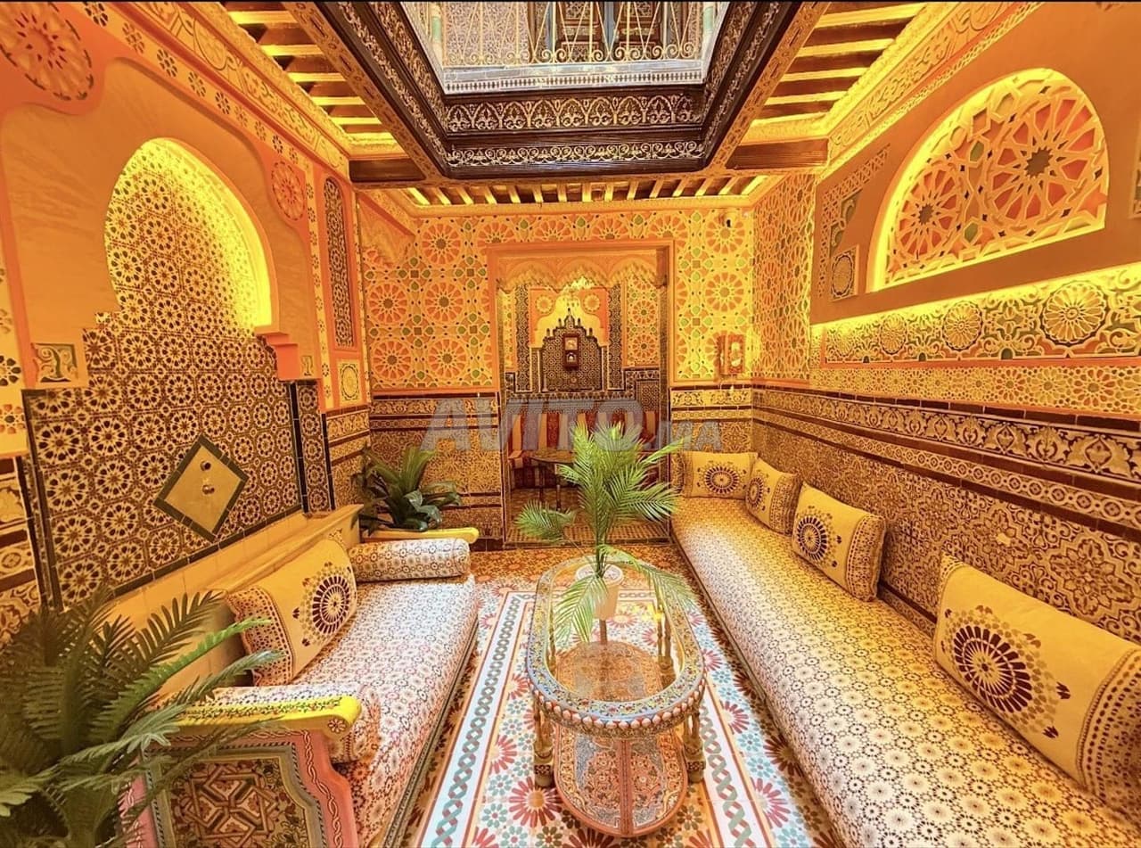 Vente Hotel Riad en fase du Palais Royal Tetouan