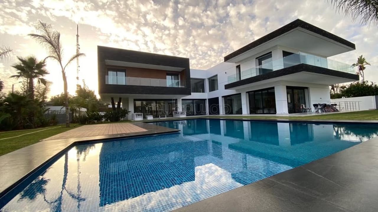 Te koop: Prachtige villa in Souissi – Rabat