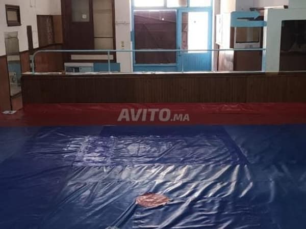 Commercial premises for sale