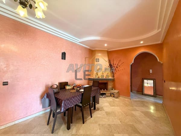 Apartamento para renovar en Al Harti – Gran potencial