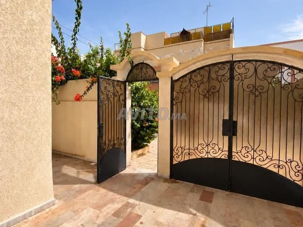 Villa à rénover à Riad Salam 111m2
