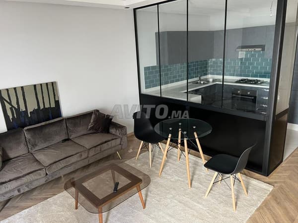 🏡 STUDIO MEUBLÉ AVEC TERRASSE À LOUER – CIL