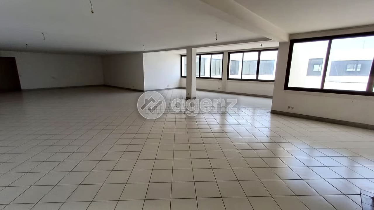 Ufficio in vendita 186 m² La Gironde Casablanca
