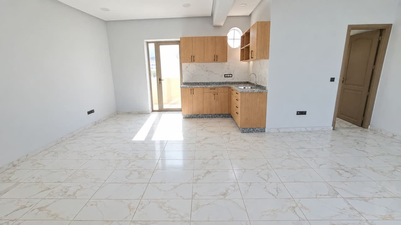 Studio 90 m² à louer à Casablanca Quartier Bd Med V