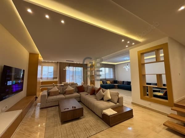 Zeer mooi gemeubileerd appartement te huur in Hay Riad
