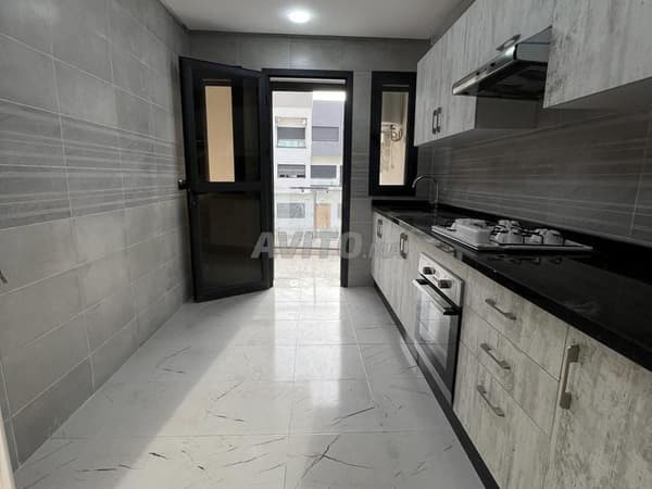 Appartement te huur 100 m² in Temara