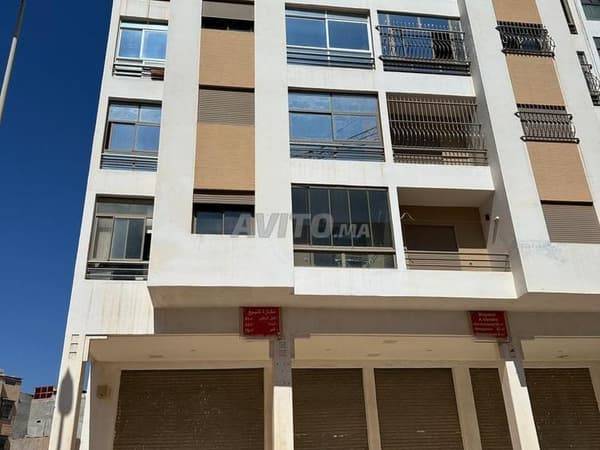 2 Magasins à vendre ou à louer Hay el Farah