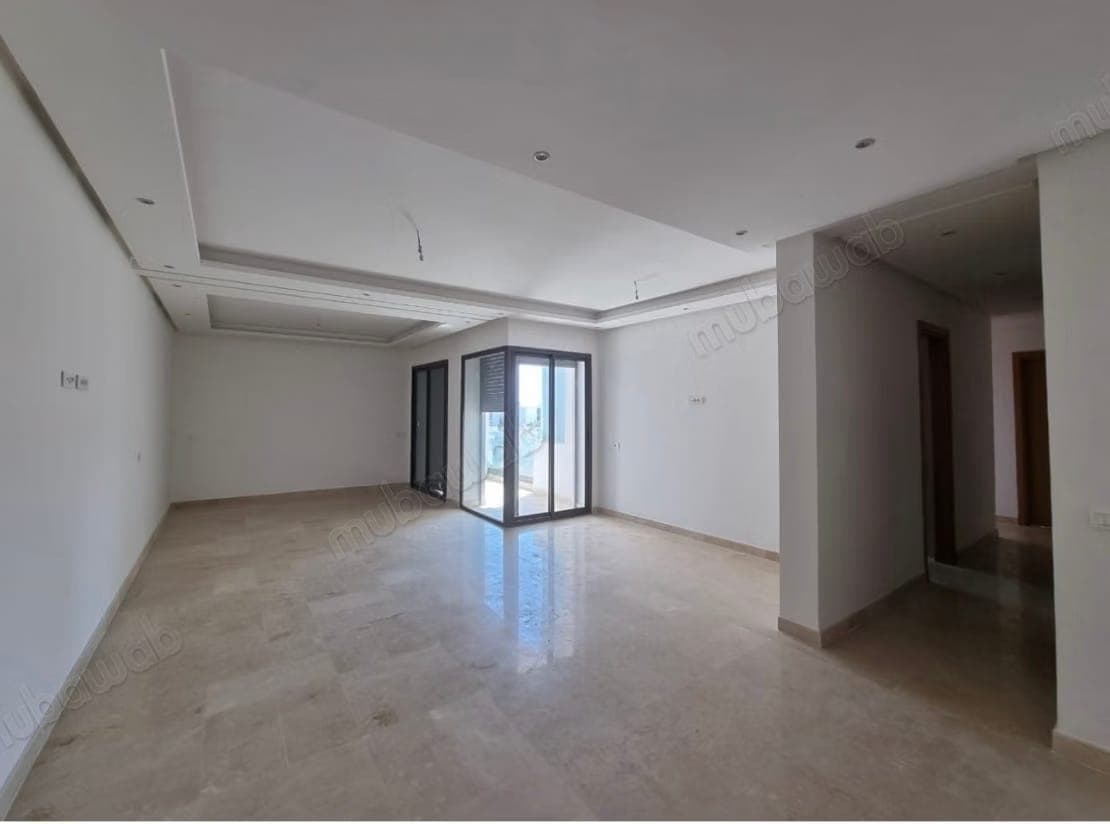 Hervorragende Wohnung zur Miete in Riad. Gesamtfläche 150 m². Gut ausgestattete Küche
