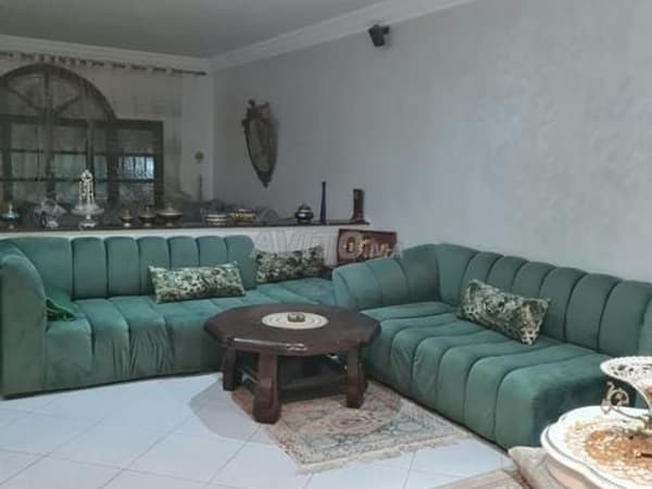 ZU VERMIETEN – WUNDERSCHÖNE MÖBLIERTE VILLA