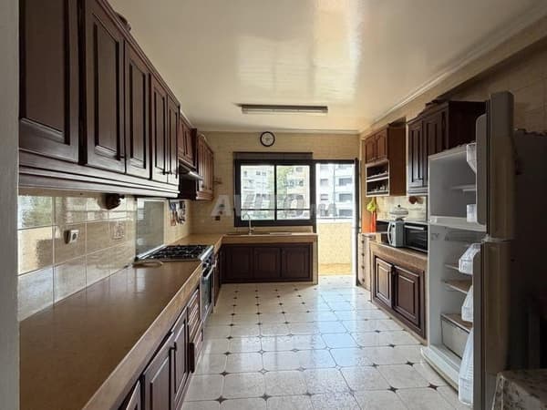 appartement à vendre à Hay Riad 226