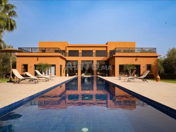 Villa de Prestige à Vendre – Palmeraie Annakhil