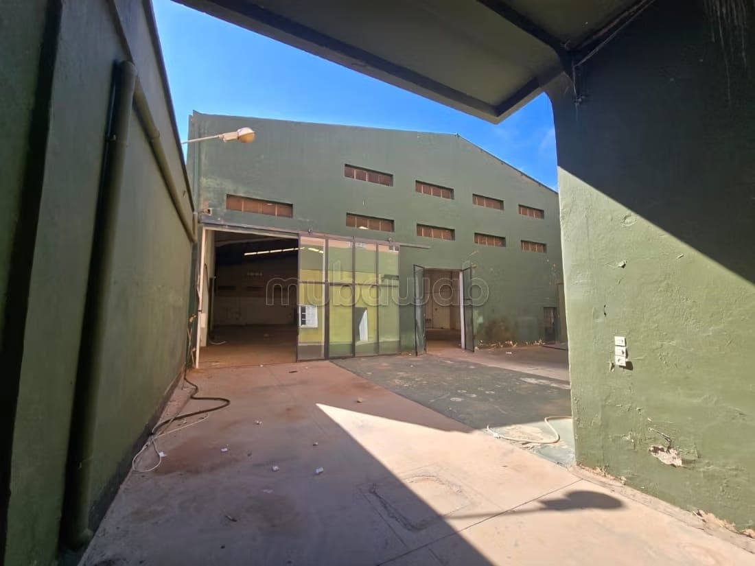 Entrepôt commercial –à vendre– secteur industrie