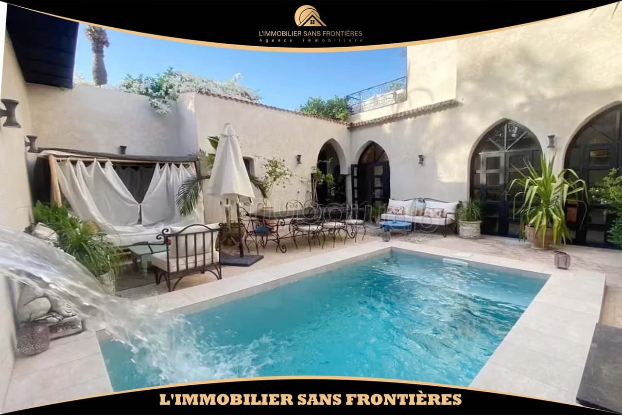 Furnished villa in Palmeraie – 5 bedrooms with bathrooms, heated pool and…