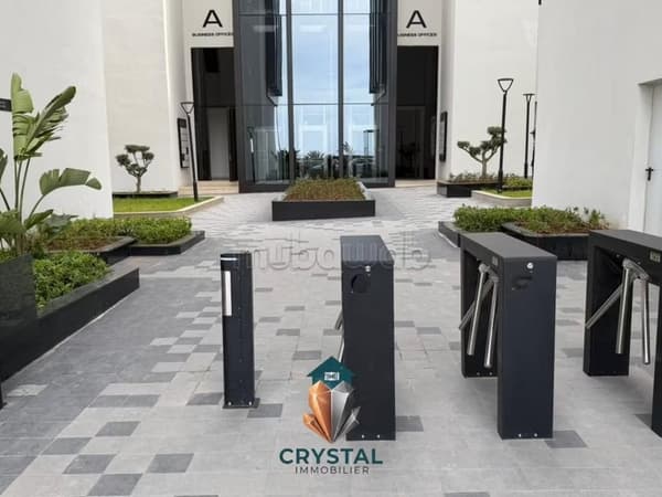 Bureau neuf à louer Les Orangers Casablanca