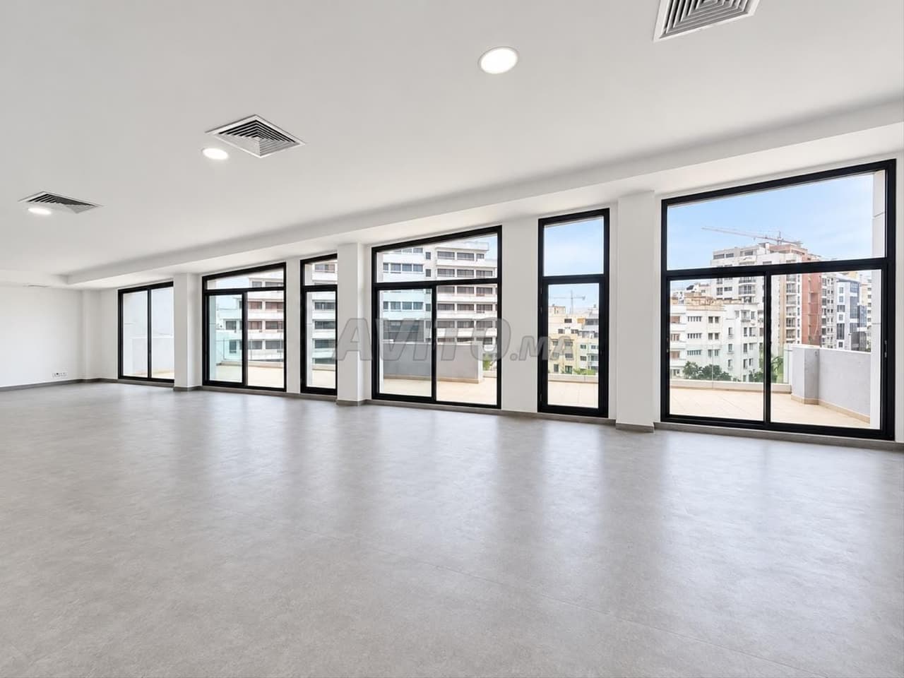 PLATEAU DE BUREAU 375M BOULEVARD D’ANFA