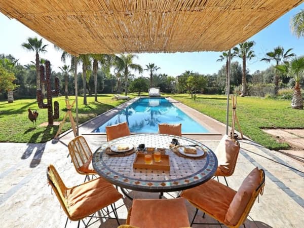 Villa 4 000 m² – Résidence sécurisée, Palmeraie