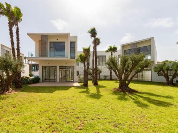 Villa professionnelle de standing 627m² Val d'Anfa