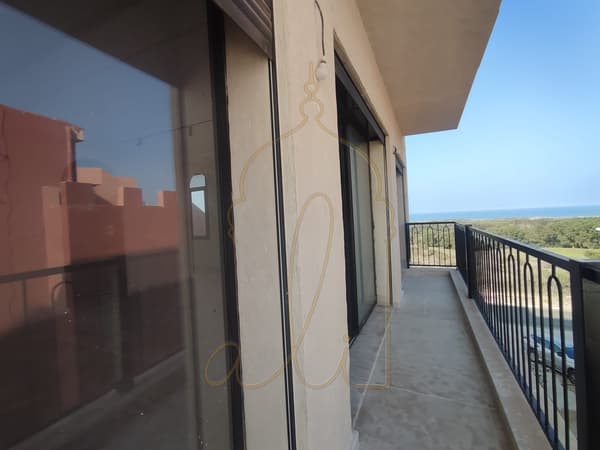 Ocean View Apartment - New - Titled