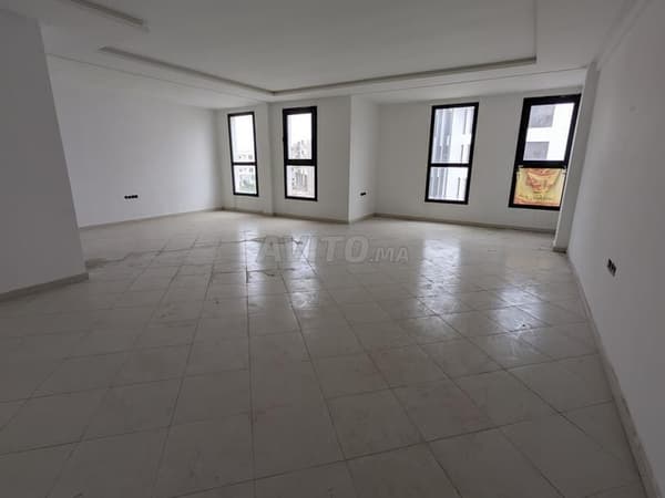 Plateau Bureau à Louer – 56 m² | Deroua