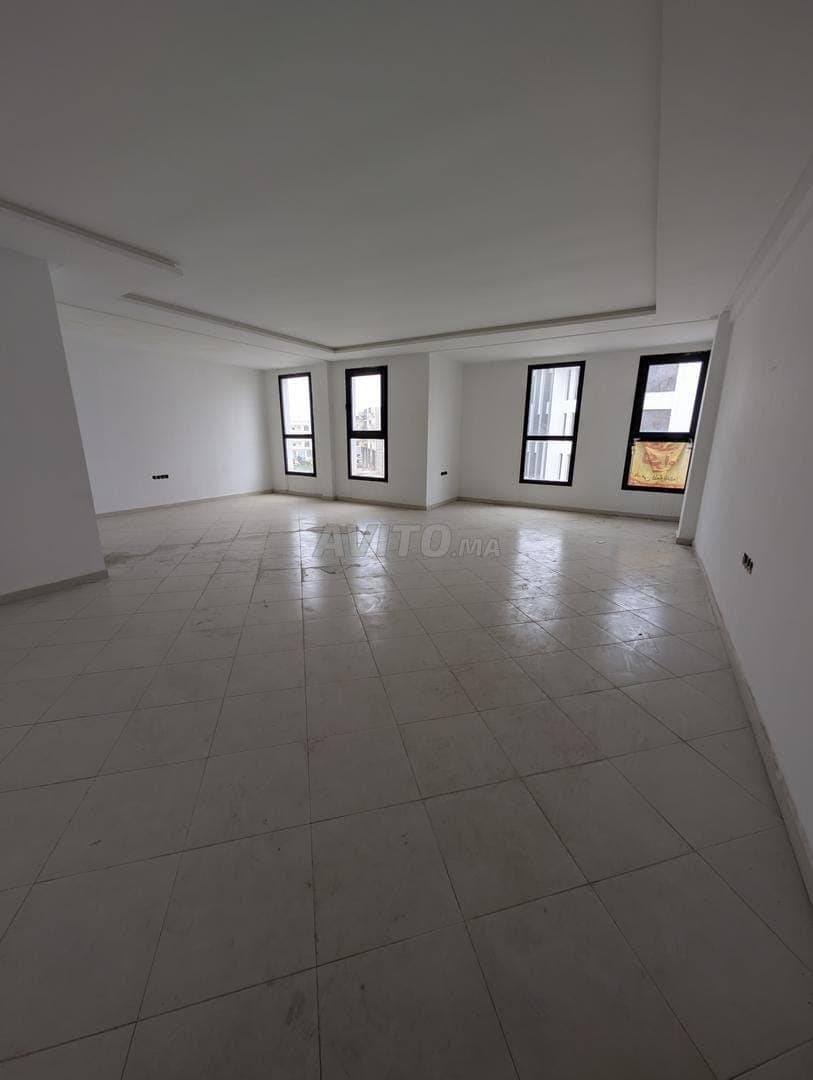 Office Space for Rent - 56 m² | Deroua