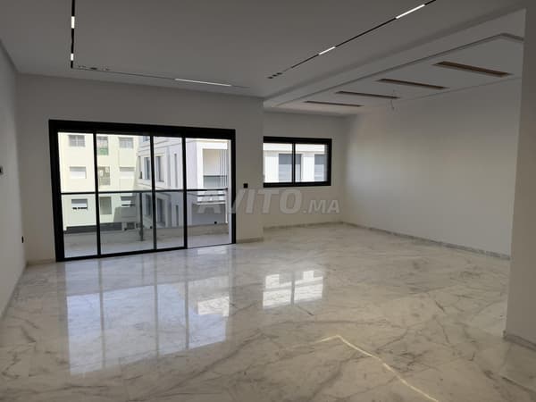 High-end apartment next to Paul
