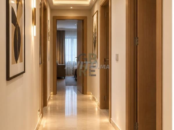 Uitzonderlijk appartement zonder uitkijk in Hay ri
