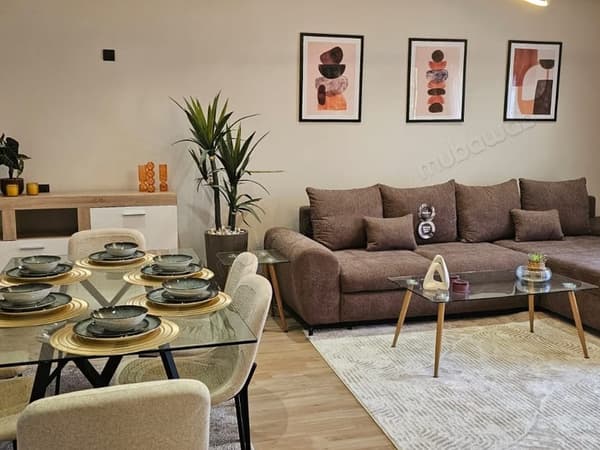 Louez cet appartement à Malabata. Superficie 130 m². Meublé