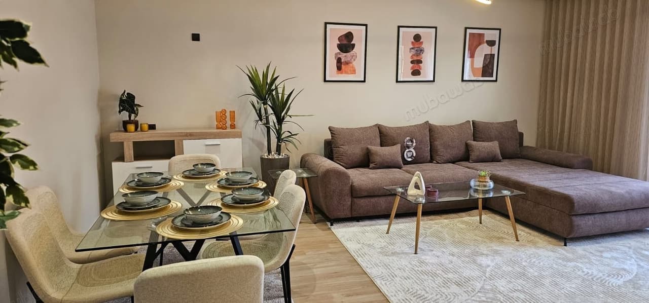 For rent: apartment in Malabata. Surface area 130 m². Furnished
