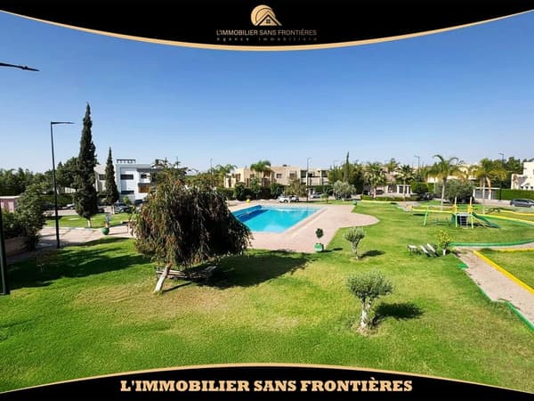Villa semi-finie à Targa, Jardin privé + Piscine collective, Marrakech : à vendre