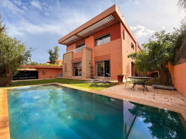 Belle villa meublée avec piscine chauffée km. 8 Rte ourika