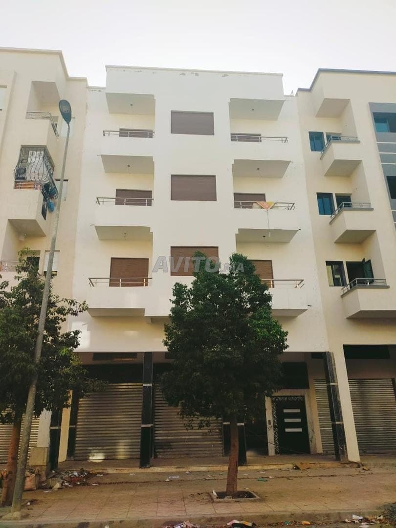 Immeuble commercial