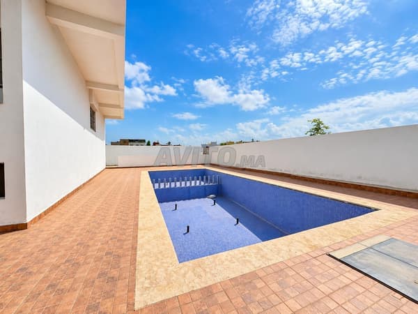 Étage de villa à vendre